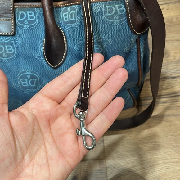 Dooney & Bourke tote - Picture 4 of 15